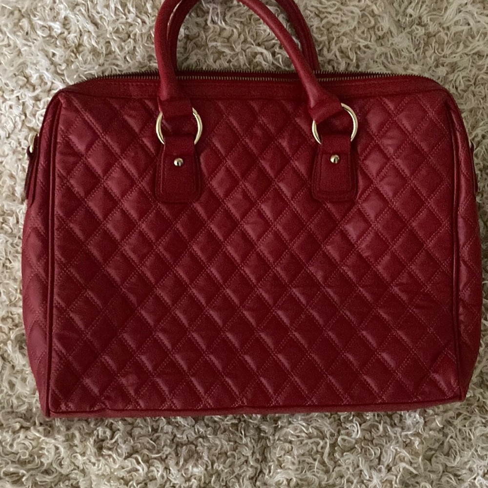 I have 2 many purses. This is good for books, binders, purse stuff, make up etc.